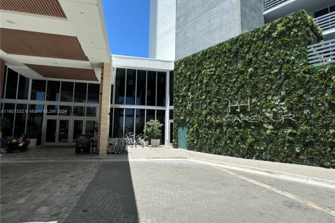 Condominio en venta en North Miami Beach, Florida, 3 dormitorios, 144.56 m2 № 1860657 - foto 3