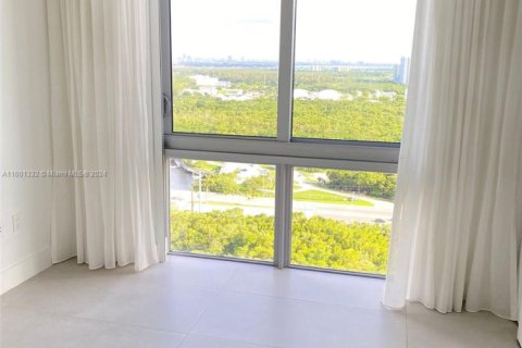 Condominio en venta en North Miami Beach, Florida, 3 dormitorios, 144.56 m2 № 1860657 - foto 16