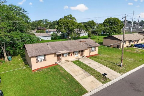 Commercial property in Ocala, Florida 8 bedrooms, 115.2 sq.m. № 2236270 - photo 5