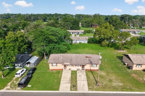 Commercial property in Ocala, Florida 8 bedrooms, 115.2 sq.m. № 2236270 - photo 4