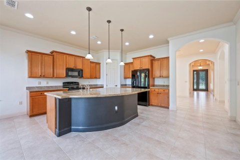 House in Lakeland, Florida 4 bedrooms, 212.28 sq.m. № 1871123 - photo 13