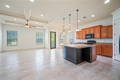 House in Lakeland, Florida 4 bedrooms, 212.28 sq.m. № 1871123 - photo 12