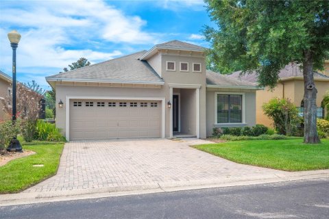 House in Lakeland, Florida 4 bedrooms, 212.28 sq.m. № 1871123 - photo 1