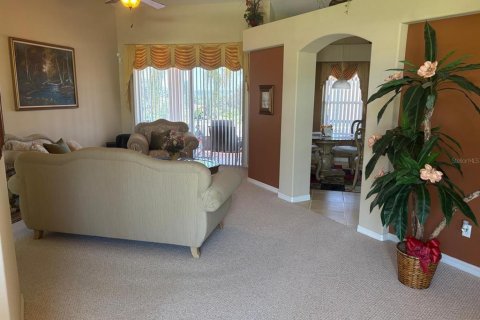 House in Clermont, Florida 4 bedrooms, 228.91 sq.m. № 1917619 - photo 14