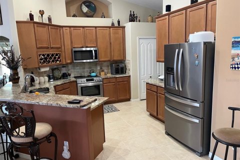 House in Clermont, Florida 4 bedrooms, 228.91 sq.m. № 1917619 - photo 10
