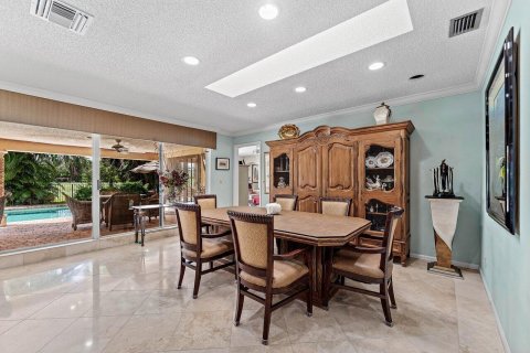 Villa ou maison à vendre à Delray Beach, Floride: 4 chambres, 311.5 m2 № 2421143 - photo 14