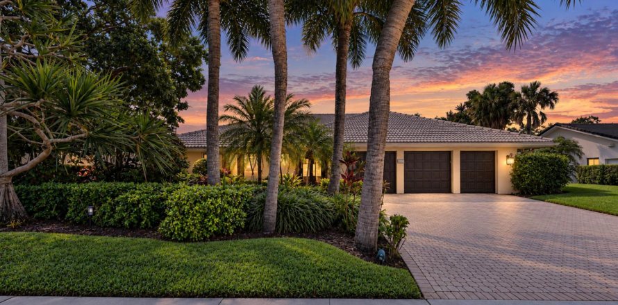 Villa ou maison à Delray Beach, Floride 4 chambres, 311.5 m2 № 2421143