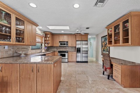 Villa ou maison à vendre à Delray Beach, Floride: 4 chambres, 311.5 m2 № 2421143 - photo 19