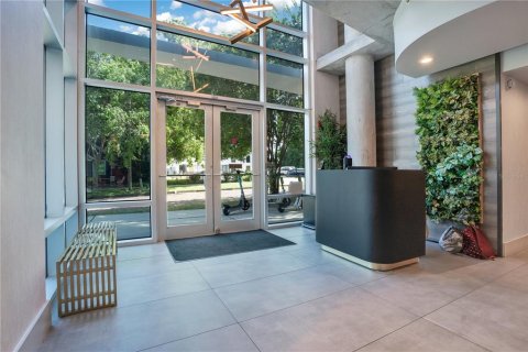Condominio en alquiler en Orlando, Florida, 1 dormitorio, 99.5 m2 № 2098931 - foto 2