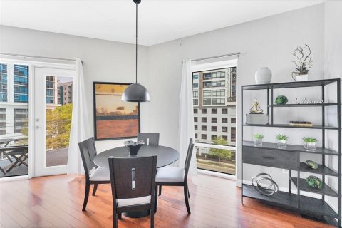 Condominio en alquiler en Orlando, Florida, 1 dormitorio, 99.5 m2 № 2098931 - foto 17