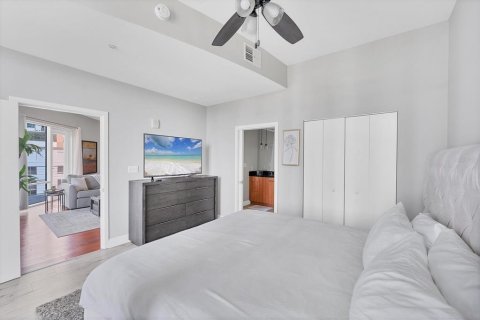 Condominio en alquiler en Orlando, Florida, 1 dormitorio, 99.5 m2 № 2098931 - foto 22