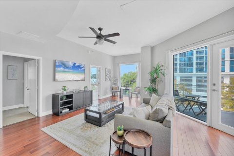 Condominio en alquiler en Orlando, Florida, 1 dormitorio, 99.5 m2 № 2098931 - foto 5