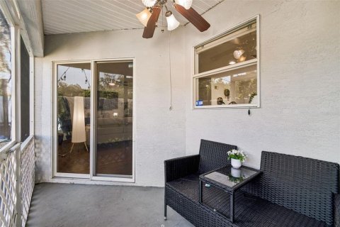Townhouse in Lakeland, Florida 3 bedrooms, 148.83 sq.m. № 2225825 - photo 20