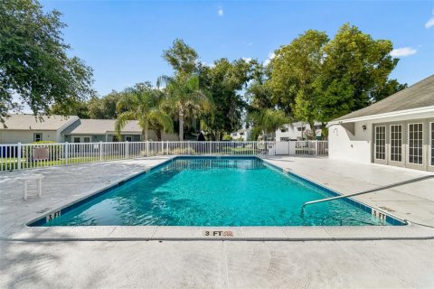 Townhouse in Lakeland, Florida 3 bedrooms, 148.83 sq.m. № 2225825 - photo 22