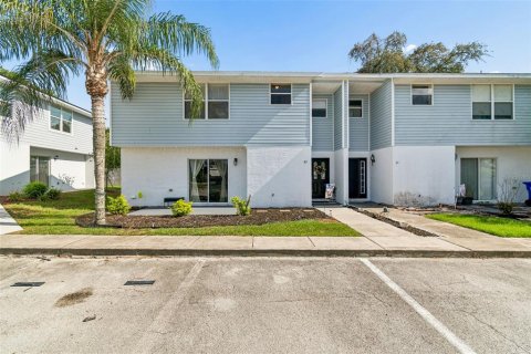 Townhouse in Lakeland, Florida 3 bedrooms, 148.83 sq.m. № 2225825