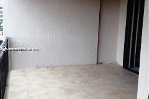 Купить кондоминиум в Майами, Флорида 1 спальня, 55.74м2, № 2267593 - фото 4