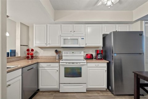 Condominio en venta en Fort Myers, Florida, 2 dormitorios, 121.79 m2 № 1724023 - foto 12