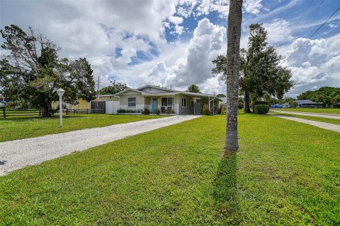 Casa en alquiler en Palm Harbor, Florida, 2 dormitorios, 72.46 m2 № 1816891 - foto 1
