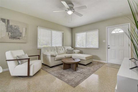 Casa en alquiler en Palm Harbor, Florida, 2 dormitorios, 72.46 m2 № 1816891 - foto 14