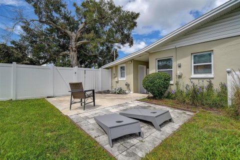 Casa en alquiler en Palm Harbor, Florida, 2 dormitorios, 72.46 m2 № 1816891 - foto 10