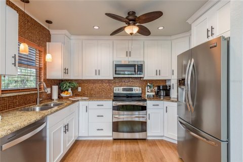 Купить виллу или дом в Галфпорта, Флорида 6 комнат, 211.82м2, № 1898801 - фото 16