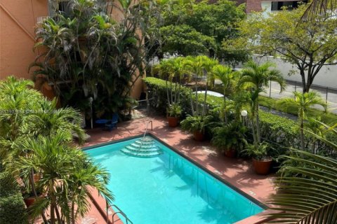 Appartement à louer à Miami, Floride: 1 chambre, 65.03 m2 № 2297633 - photo 9
