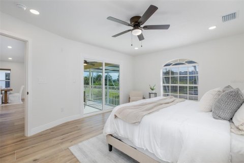 Villa ou maison à vendre à New Port Richey, Floride: 4 chambres, 191.94 m2 № 2223664 - photo 26