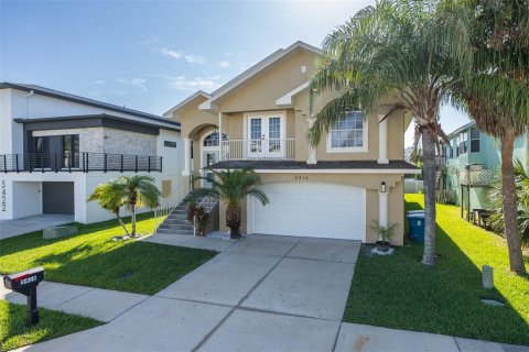 Villa ou maison à vendre à New Port Richey, Floride: 4 chambres, 191.94 m2 № 2223664 - photo 5