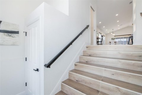 Villa ou maison à vendre à New Port Richey, Floride: 4 chambres, 191.94 m2 № 2223664 - photo 8