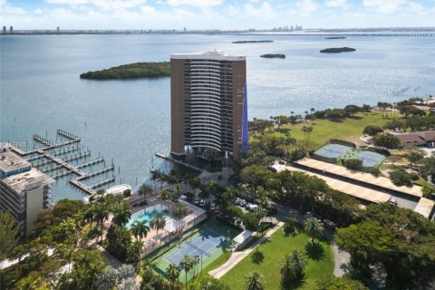 Condominio en venta en Miami, Florida, 5 dormitorios, 549.42 m2 № 2030924 - foto 6