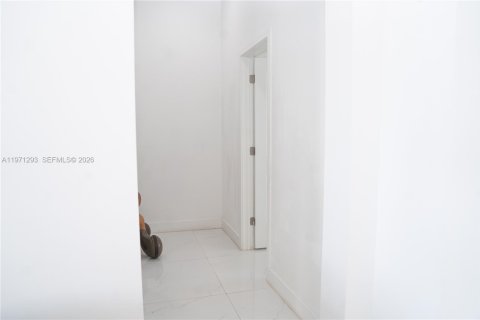 Villa ou maison à vendre à Homestead, Floride: 4 chambres, 243.68 m2 № 2032127 - photo 25