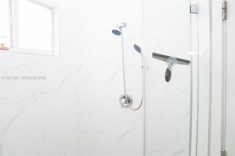 Villa ou maison à vendre à Homestead, Floride: 4 chambres, 243.68 m2 № 2032127 - photo 14