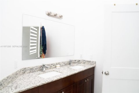 Villa ou maison à vendre à Homestead, Floride: 4 chambres, 243.68 m2 № 2032127 - photo 12