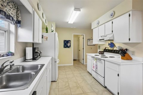 Casa en venta en Lakeland, Florida, 2 dormitorios, 123.1 m2 № 2091701 - foto 17