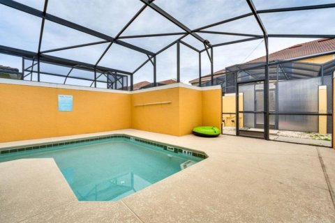 Adosado en venta en Kissimmee, Florida, 4 dormitorios, 176.7 m2 № 2240017 - foto 18