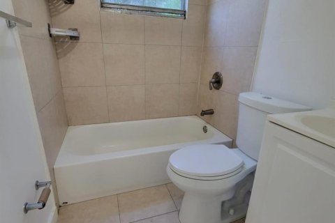 Appartement à louer à Miami, Floride: 3 pièces, 178 m2 № 2384520 - photo 5
