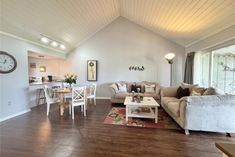Adosado en alquiler en Apopka, Florida, 2 dormitorios, 91.04 m2 № 2099830 - foto 5