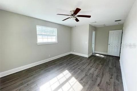 House in Kissimmee, Florida 5 bedrooms, 235.6 sq.m. № 2419840 - photo 6