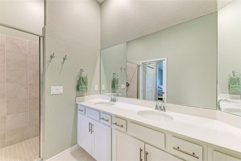 Condo in Venice, Florida, 2 bedrooms in WELLEN PARK  № 1762096 - photo 29