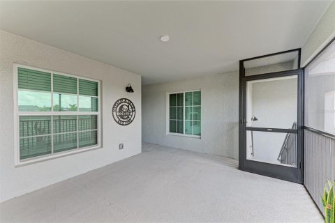 Condo in Venice, Florida, 2 bedrooms in WELLEN PARK  № 1762096 - photo 9