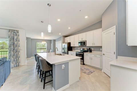 Condo in Venice, Florida, 2 bedrooms in WELLEN PARK  № 1762096 - photo 15