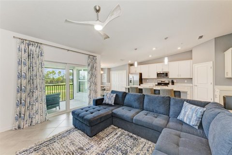 Condo in Venice, Florida, 2 bedrooms in WELLEN PARK  № 1762096 - photo 13