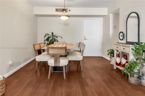 Condominio en venta en Aventura, Florida, 2 dormitorios, 98.66 m2 № 2000760 - foto 8