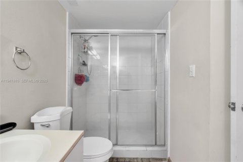 Condominio en venta en Aventura, Florida, 2 dormitorios, 98.66 m2 № 2000760 - foto 16