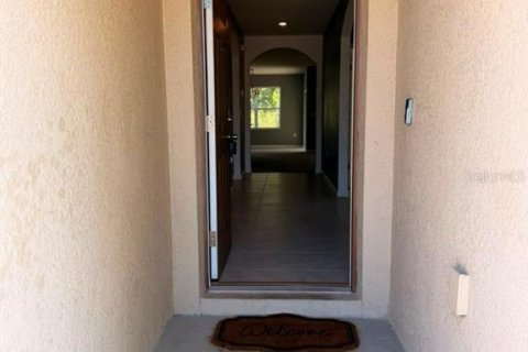 Casa en venta en Winter Haven, Florida, 3 dormitorios, 157 m2 № 2387493 - foto 5