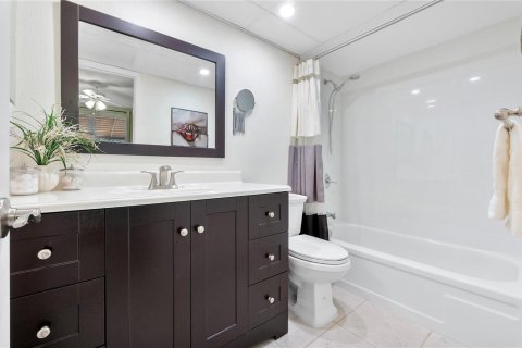 Condominio en venta en Lauderdale Lakes, Florida, 2 dormitorios, 94.85 m2 № 2083698 - foto 12