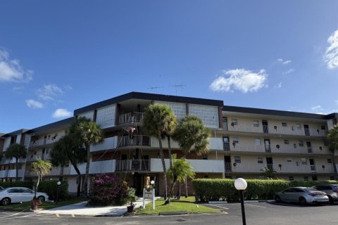 Condominio en venta en Lauderdale Lakes, Florida, 2 dormitorios, 94.85 m2 № 2083698 - foto 19