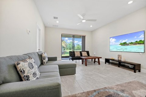 Купить виллу или дом в Киссимми, Флорида 6 комнат, 126.63м2, № 2231848 - фото 18