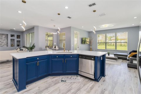 Casa en venta en Kissimmee, Florida, 4 dormitorios, 333.61 m2 № 1899328 - foto 17