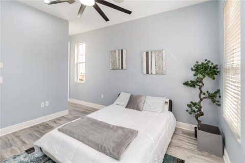 Casa en venta en Kissimmee, Florida, 4 dormitorios, 333.61 m2 № 1899328 - foto 23